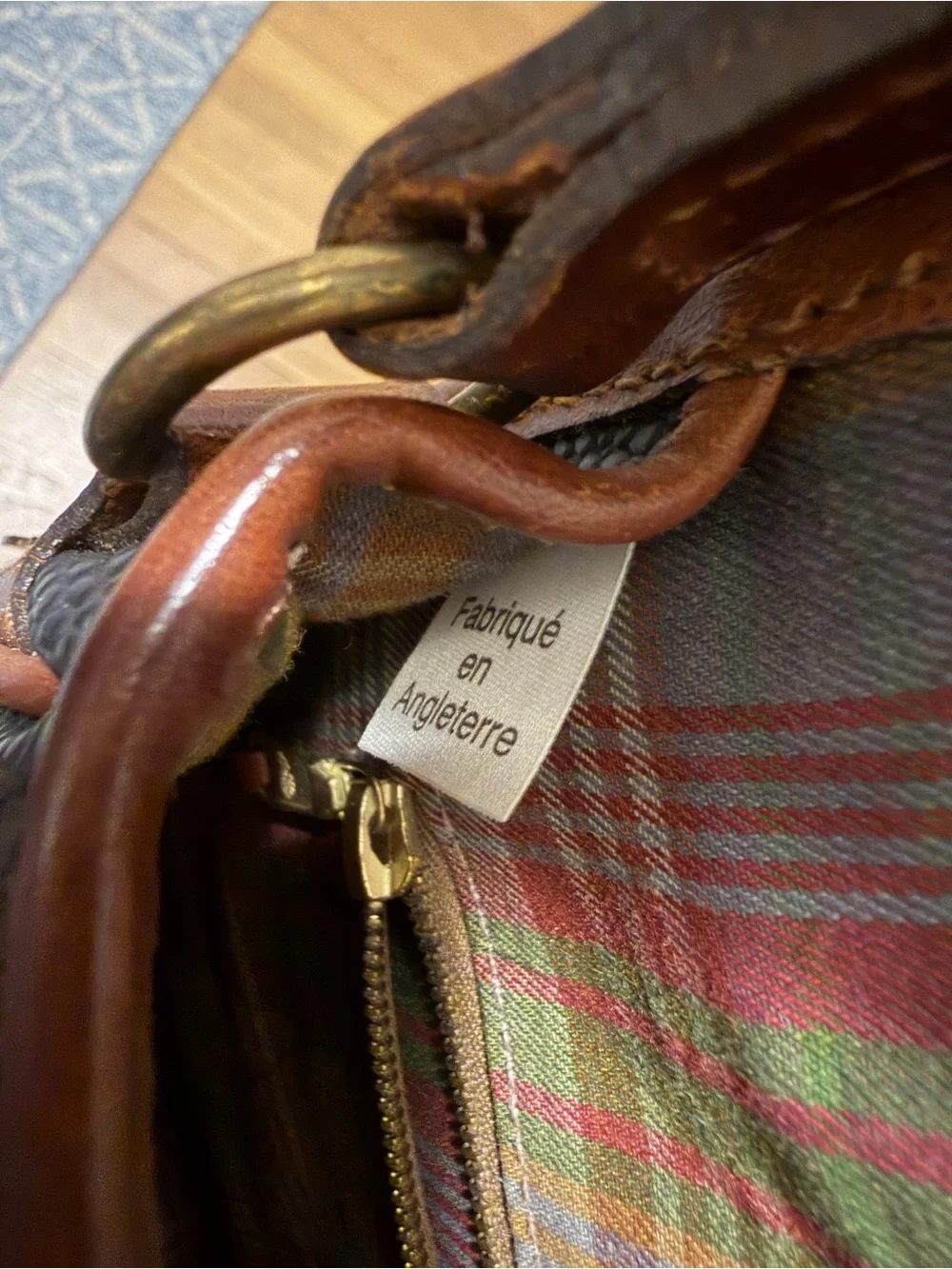 Authentic Mulberry vintage crossbody Pebbled Leather l Bag with Brown Trim